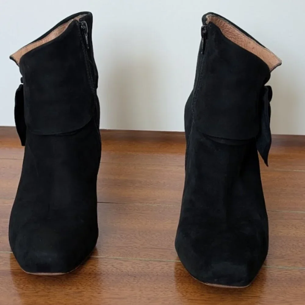 Corso Como Italian ankle boot with bow, leather soles - black - size 8